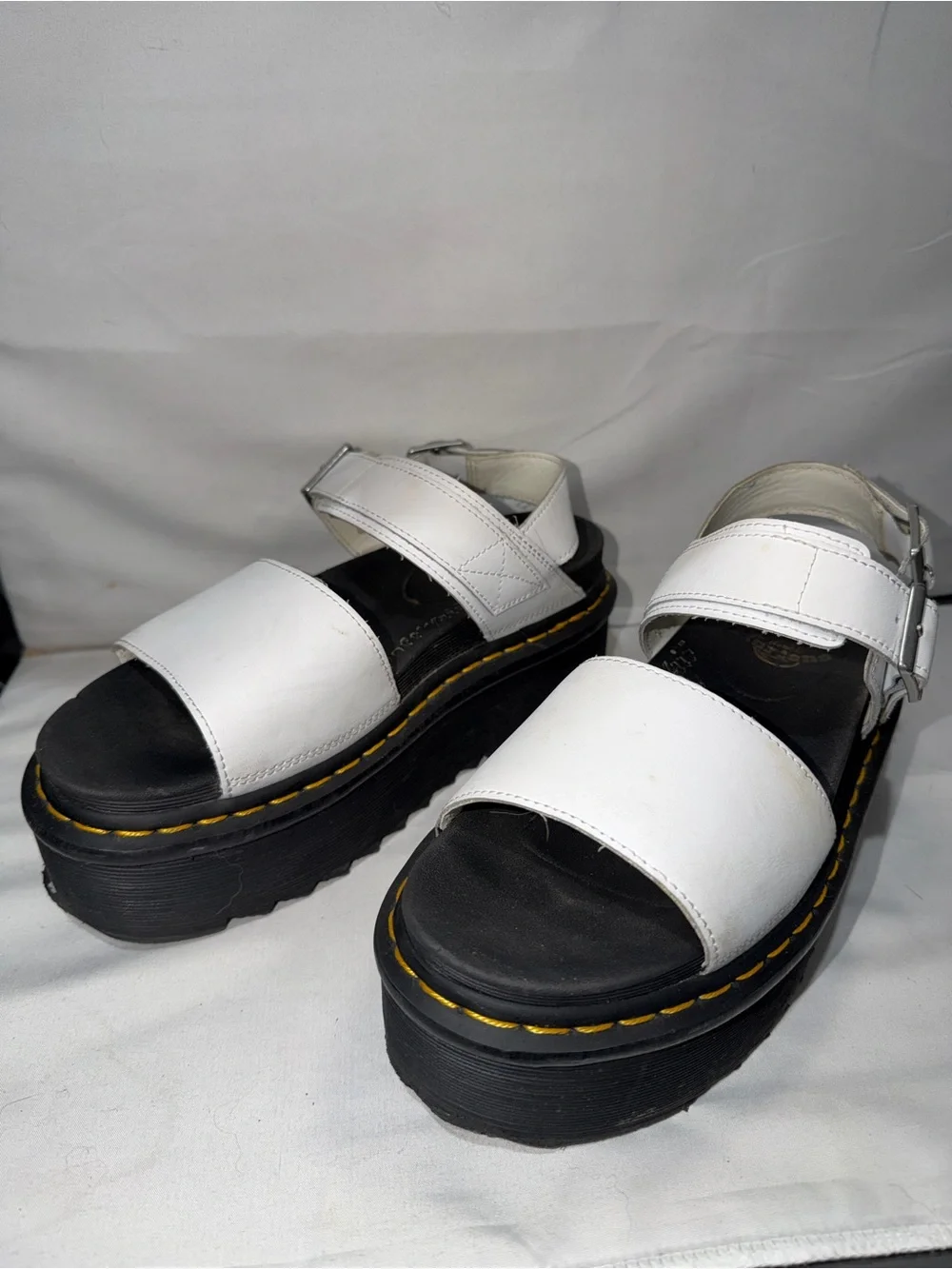 Dr. Marten Shoes Voss Leather Strap Platform Sandals White Quad Sole 8